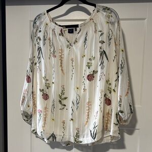 KAARI blue Cream/Floral Blouse